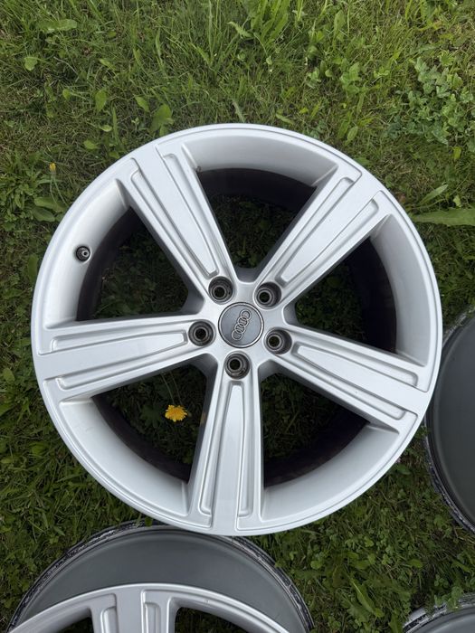 Felgi aluminiowe Audi OE ET 32 8jx19” 5x112 A6 C6 C7 A8D4 Q3 Q5