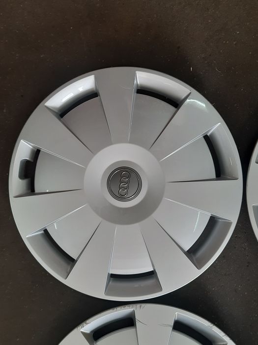 (3) Kołpaki 16" - Audi