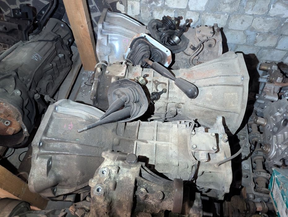 Механічна коробка передач Mitsubishi L200, Pajero Sport 2006-2015 роки