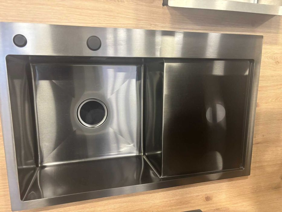 Кухонна мийка Kroner Schwarze  Уцінка!  Товщина 3мм/1мм