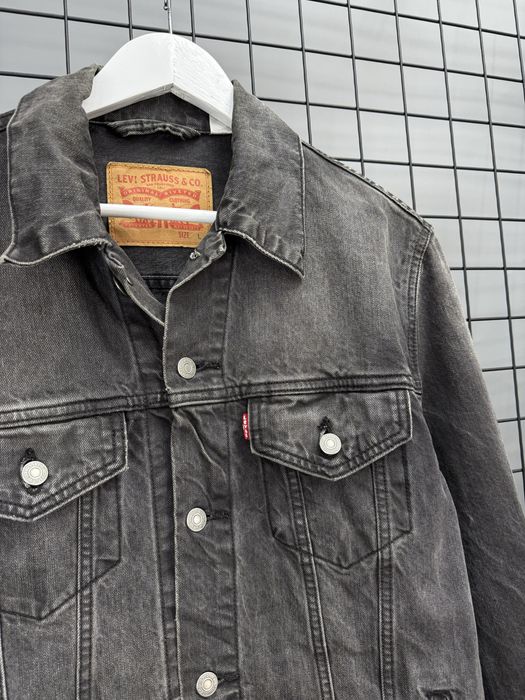 Чоловіча джинсова куртка Levis