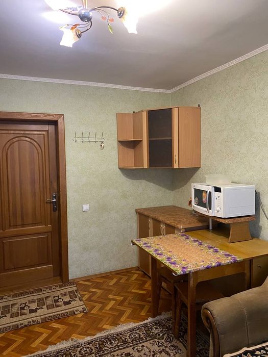 Здам дві кімнати, у вартість входять комунальні послуги!