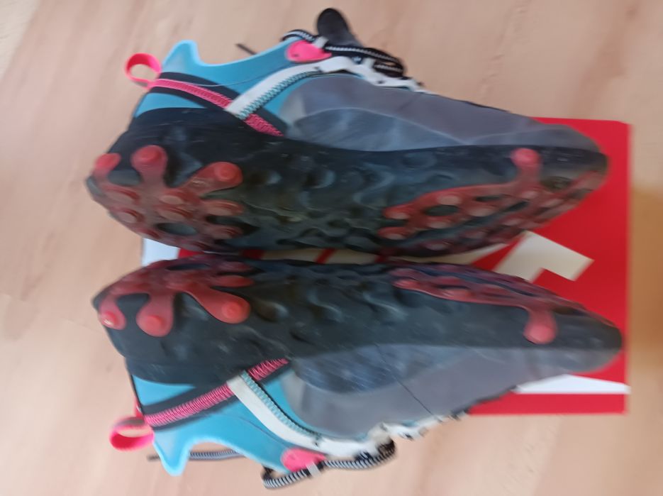 Nike react element 87 tamanho 42