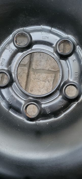 Jante de ferro 15 polegadas, medição 5x100, pneu incluído u