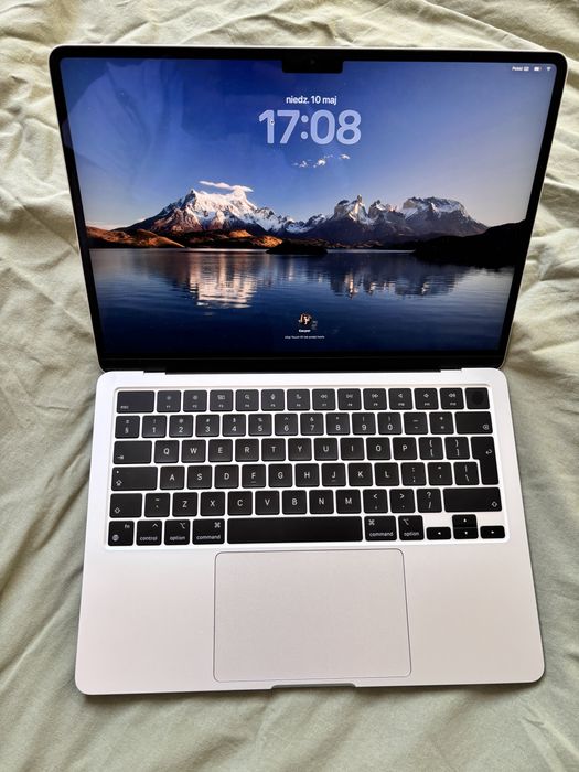 Macbook Air M3 8/256