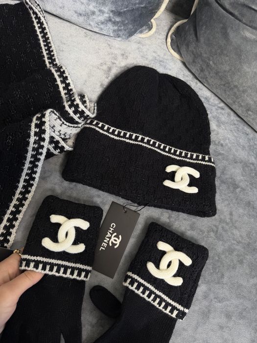 Набор Chanel шапка шарф перчатки