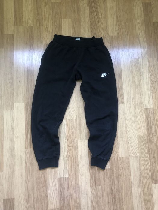 Спортивні штани Nike