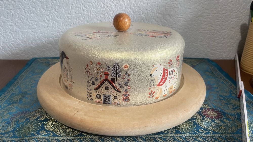 Деревяний піднос для сиру, десертів