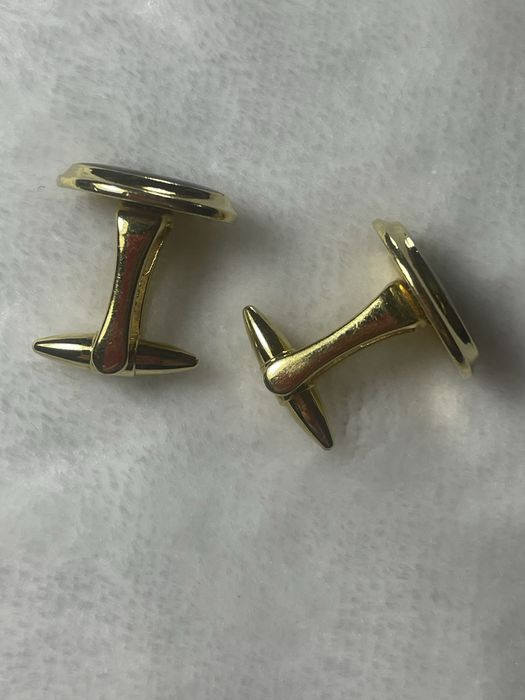 Запонки чоловічи