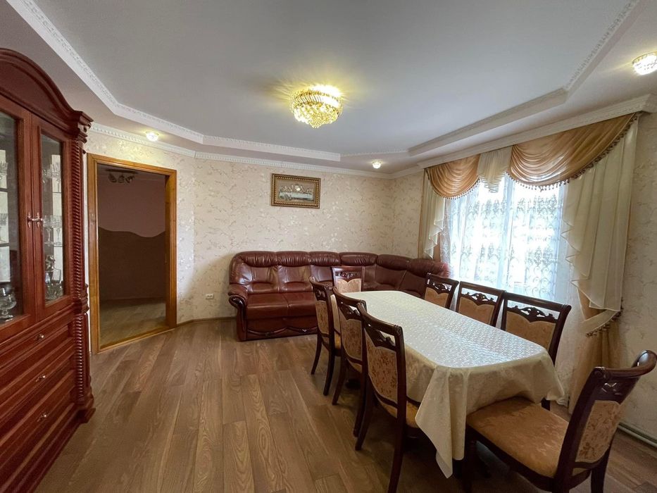 Відпочинок у Карпатах: Садиба "У Ірини"