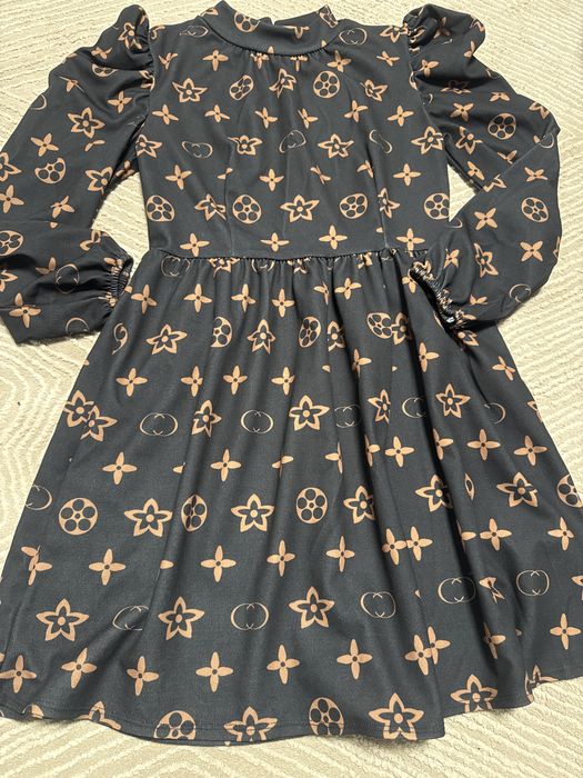 Czarna sukienka gucci lv louis s/m butik bufki viral