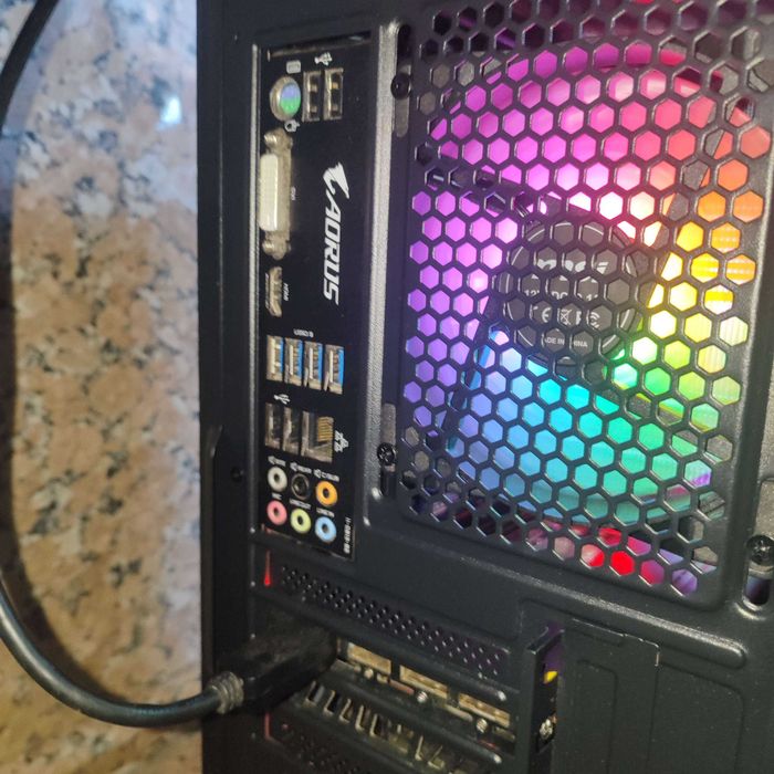 PC GAMING  | Ryzen 5 5600 | 5700 XT
