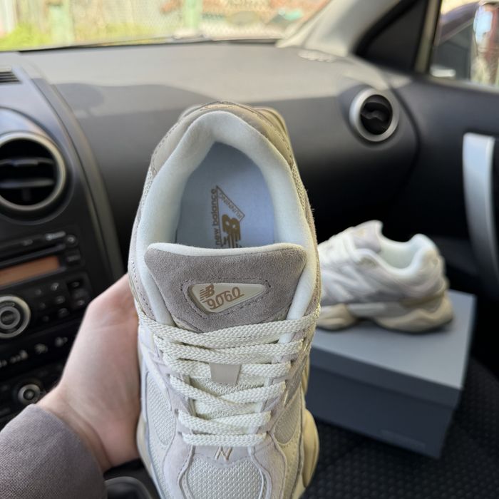 Жіночі кросівки нюбеланс бежеві з сірим весна літо New balance 9060 beige grey