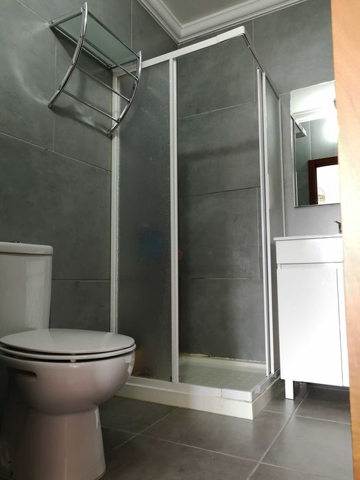 Quarto para estudantes com casa de banho privada - Solum, próximo do Alma Shopping, ESEC