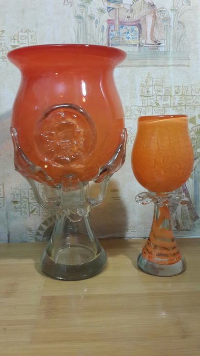 Вази з  гутного скла