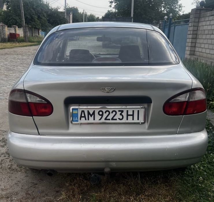 Продам авто Deo Lanos 1.5 газ/бензин