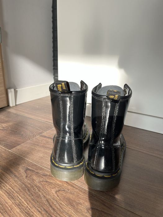 Dr martens czarne lakierowane martensy