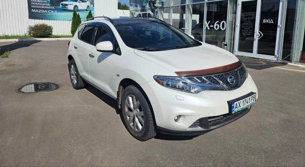 Потужний, просторий і комфортний автомобіль у відмінному стані .