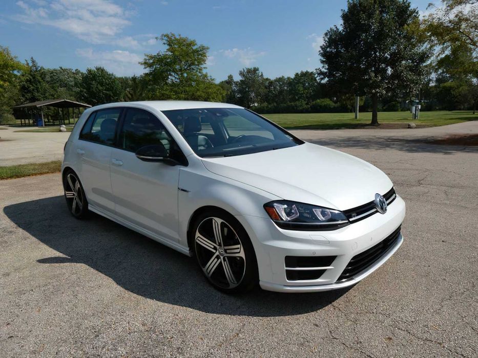 Volkswagen Golf R      2016