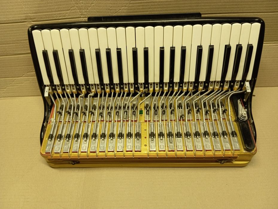 Akordeon hohner atlantic