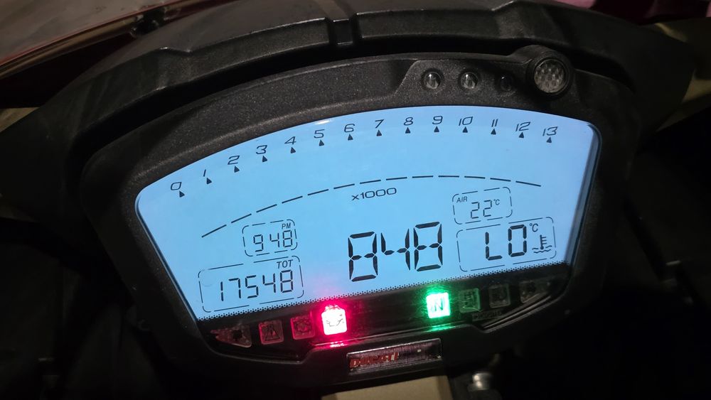 Ducati 848 Bom Estado