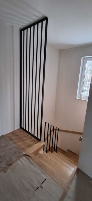 Schody belka centralna