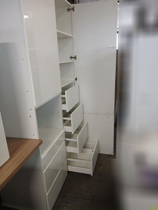 Meble kuchenne blum . Kuchnia szafki kuchenne