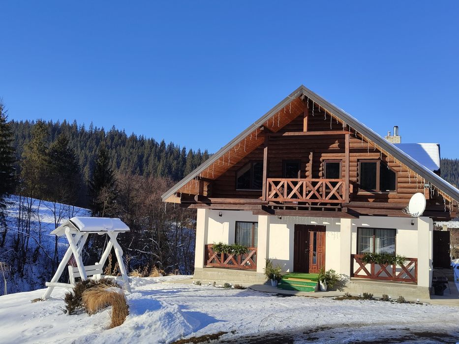 Відпочинок у Карпатах.Котедж поблизу Буковеля. Яблуниця.Чан- джакузі.