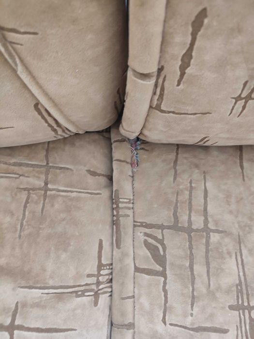 Продається диван не новий