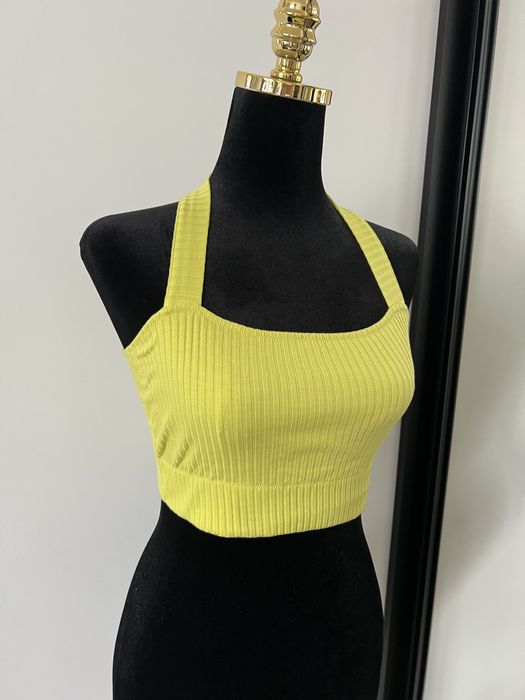 Żółta, krótka bluzka, crop top, biustonosz, stanik, prążki, Etam, L