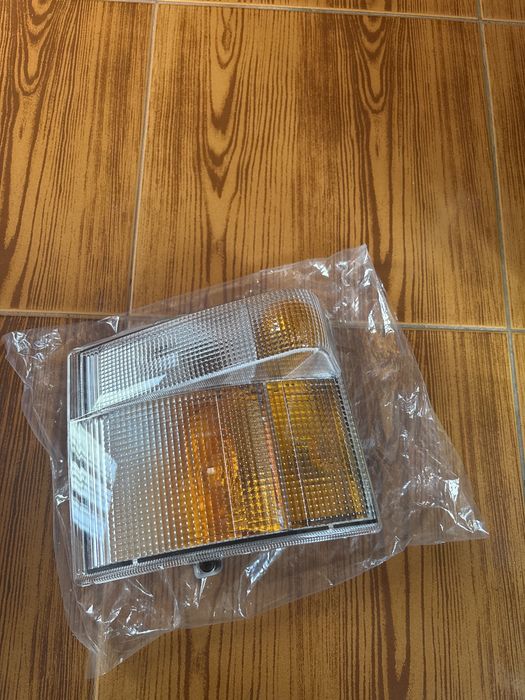 Farolim / Pisca Frontal Scania – Novo