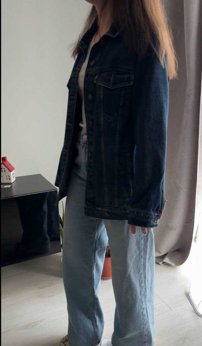Jeansowa kurtka Bershka
