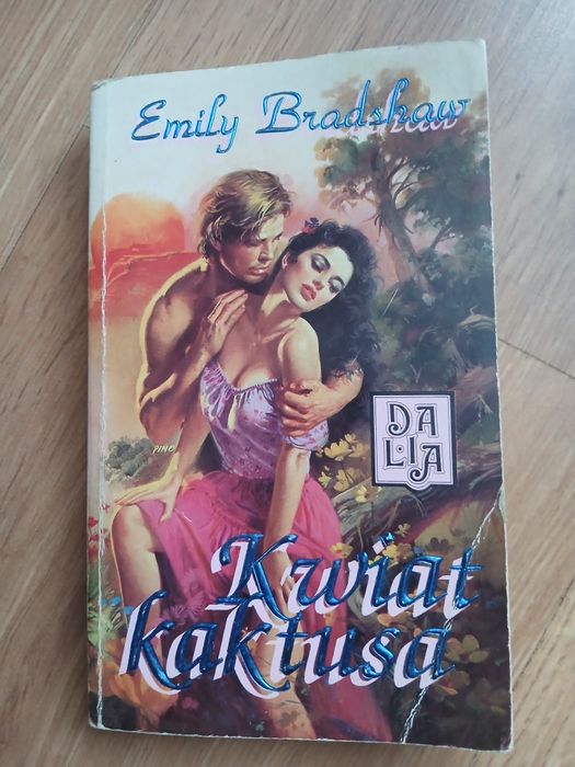 Emily Bradshaw. Kwiat kaktusa.