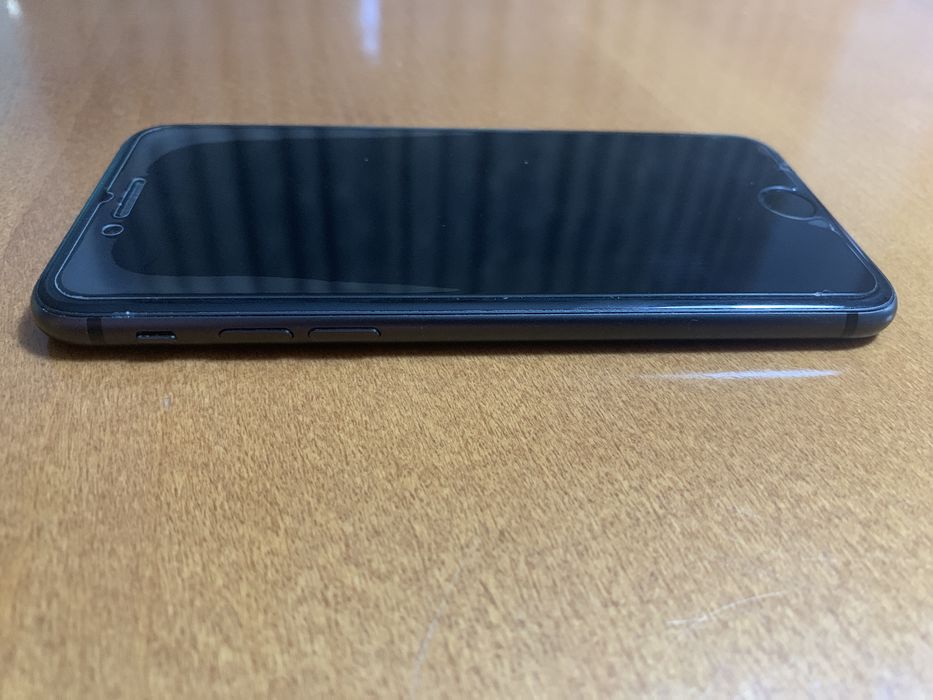 Iphone 8 64gb sprawny, używany