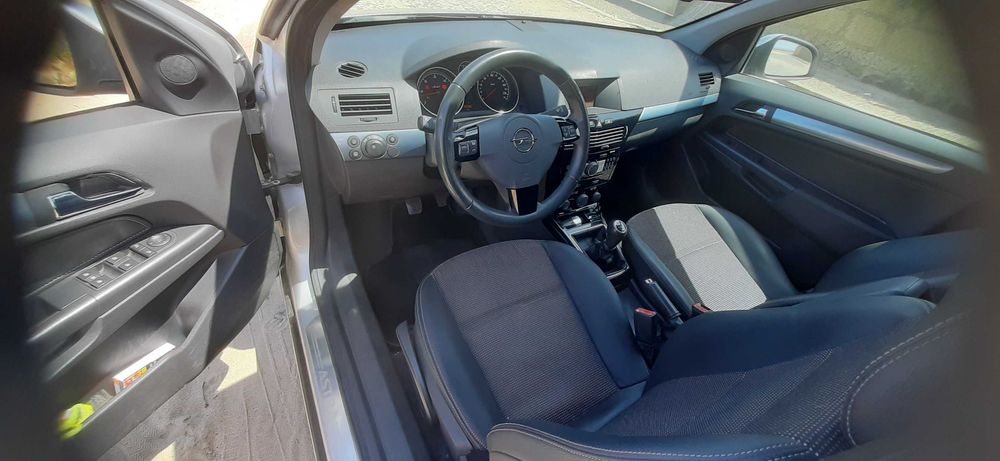 Astra 1.7 cdti 2011 com 170.000 kms