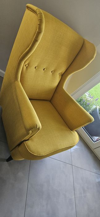 Fotel uszak Ikea żółty STRANDMON