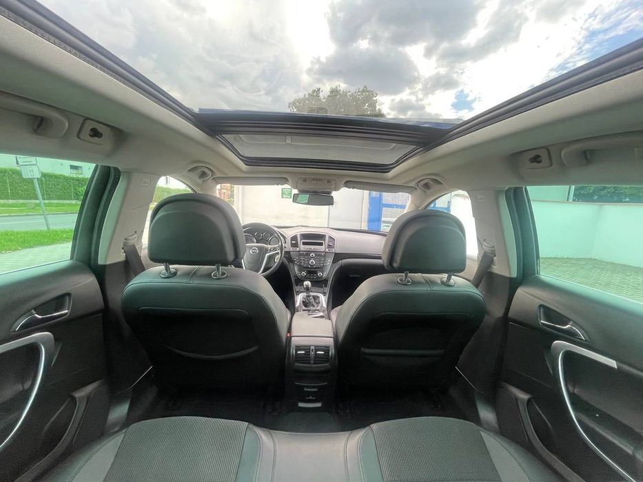 Opel Insignia / 2.0 diesel / 2010 / opłaty na rok