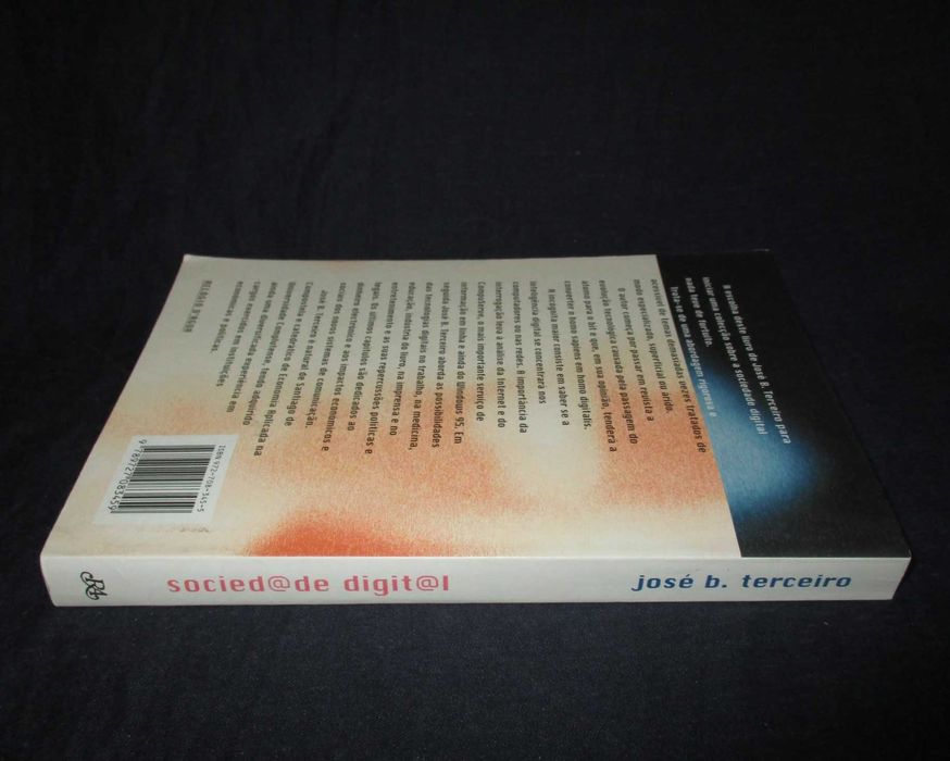 Livro Sociedade Digital Do homo sapiens ao homo digitalis