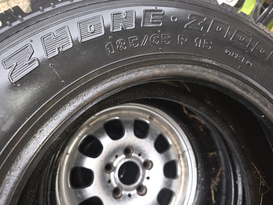 Pneus 185 60 r15