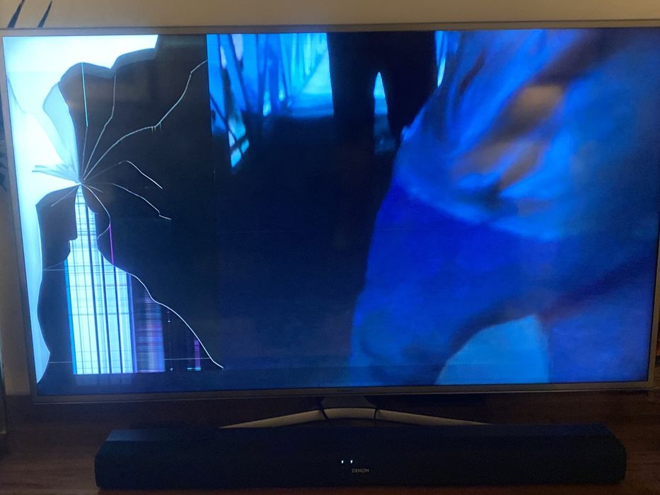Televisão Samusung 4K UE55JU6800K