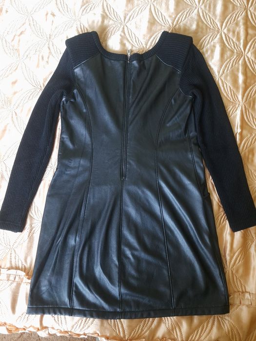 Жіноче    плаття