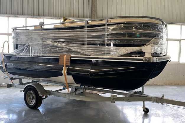 Katamaran Houseboat 19ft 5,8m x 2,3m