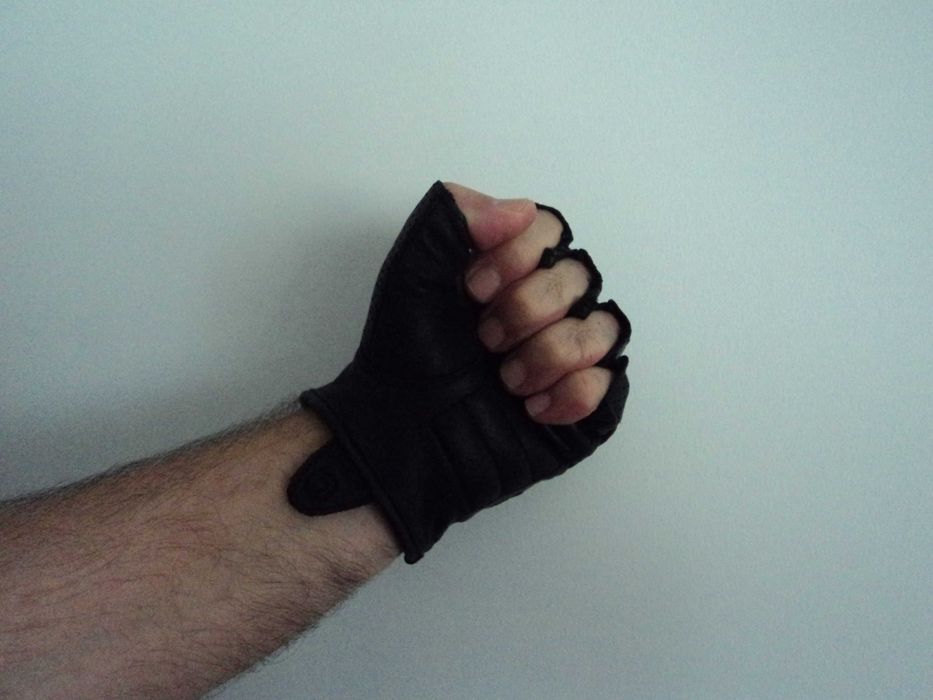 LUVAS " M " Pele muito confortáveis estado NOVO