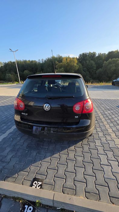 Golf V 2007 r.  z gazem