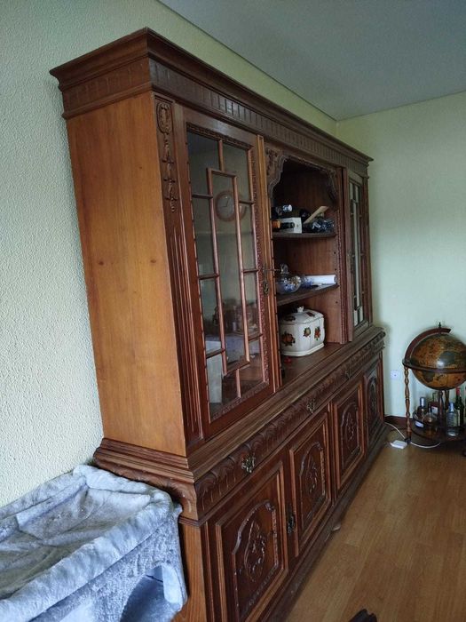 Móvel de sala em bom estado