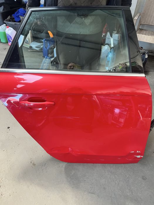 Drzwi audi a4 b8 combi czerwone
