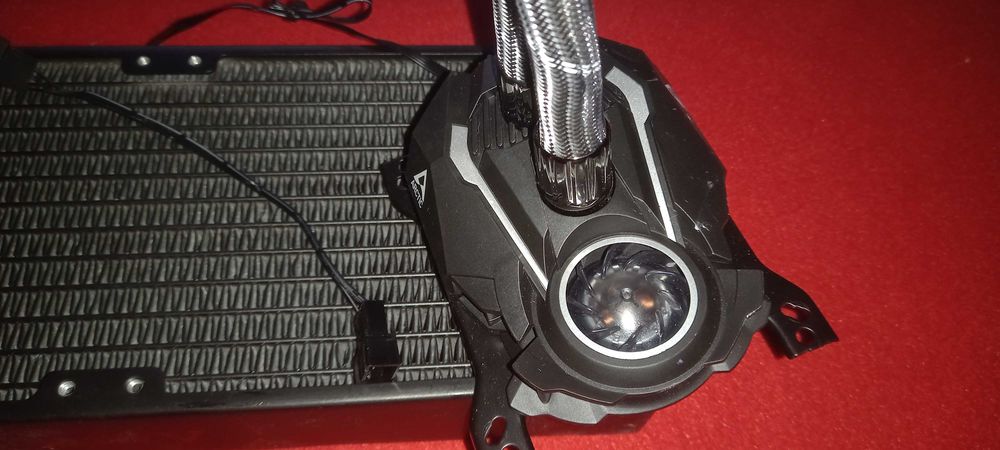 CHŁODZENIE WODNE Arctic Liquid Freezer II 240 brak wentylatorów mocowa