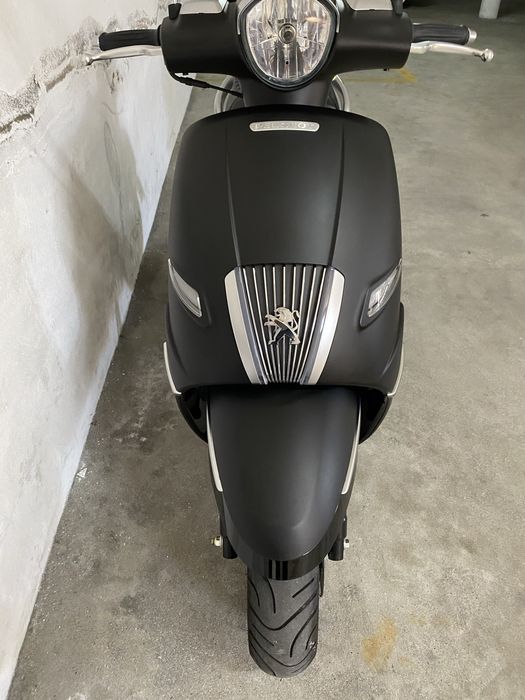 Vendo Peugeot django  ano 2021 ,125cc com ABS completamente nova.