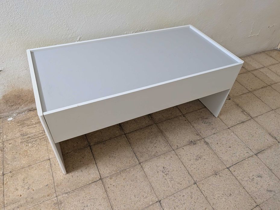 Mesa infantil IKEA DUNDRA com arrumação – ideal LEGO / atividades