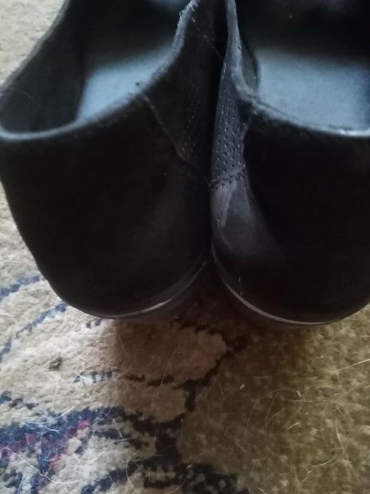 Босоніжки Англія 42р